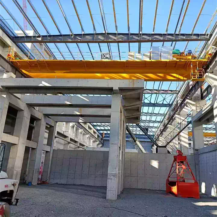 Two Purpose Bridge Crane Include Grab and Hook